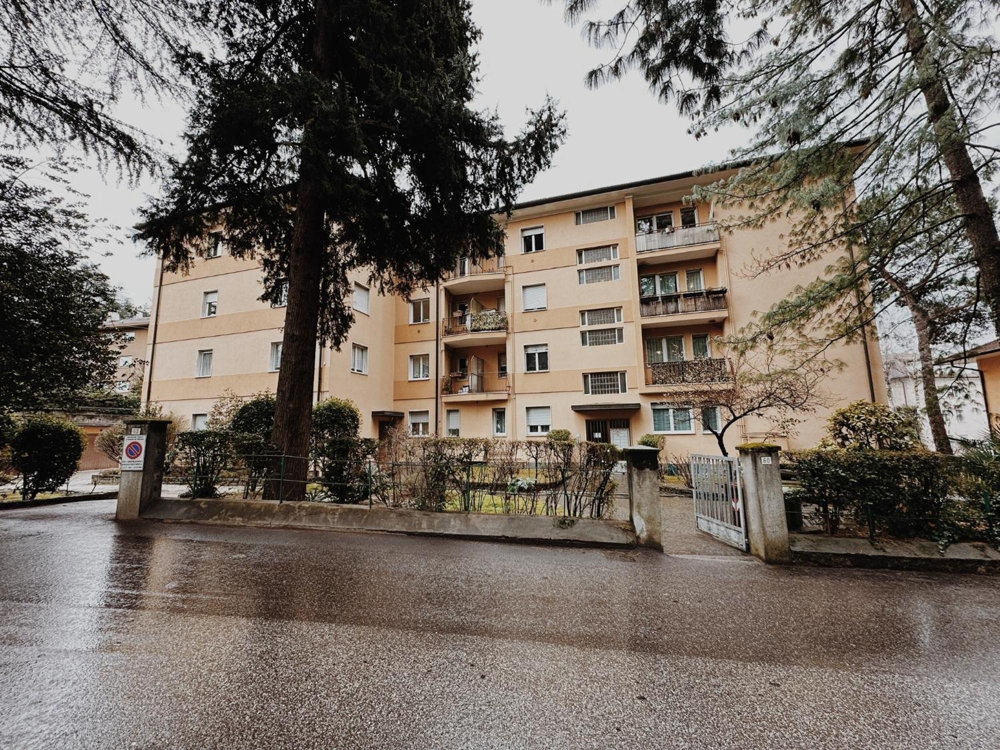Late Checkout Merano - 3 Zimmer, Sonnenterrasse, Garage المظهر الخارجي الصورة